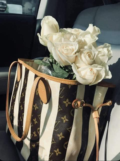Stripe Carry All Luxe Tote